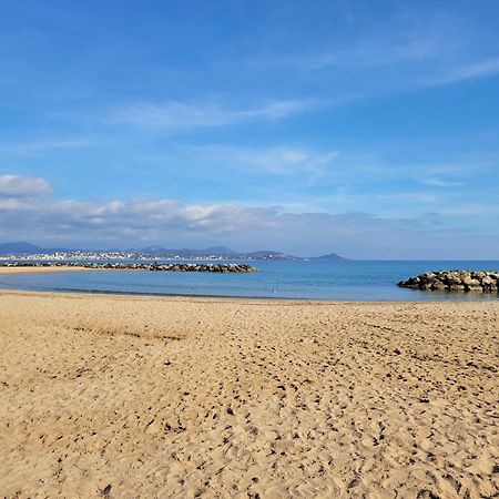 Appartement La Tranquillite, 2Mn A Pieds Mer Fréjus エクステリア 写真