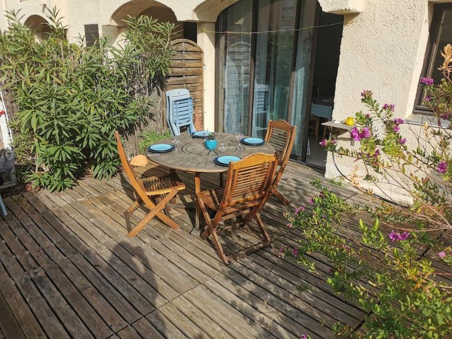 Appartement La Tranquillite, 2Mn A Pieds Mer Fréjus エクステリア 写真